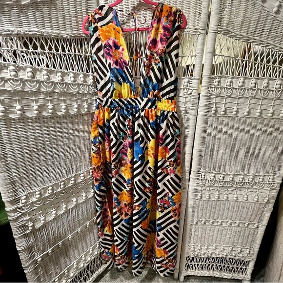 America & Beyond Sleeveless Sheer Maxi Dress Sz XL Tropical Beach CoverUp Flowy - Picture 9 of 16